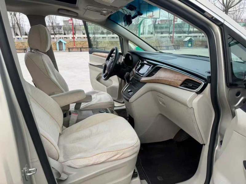 徐州18年别克GL85