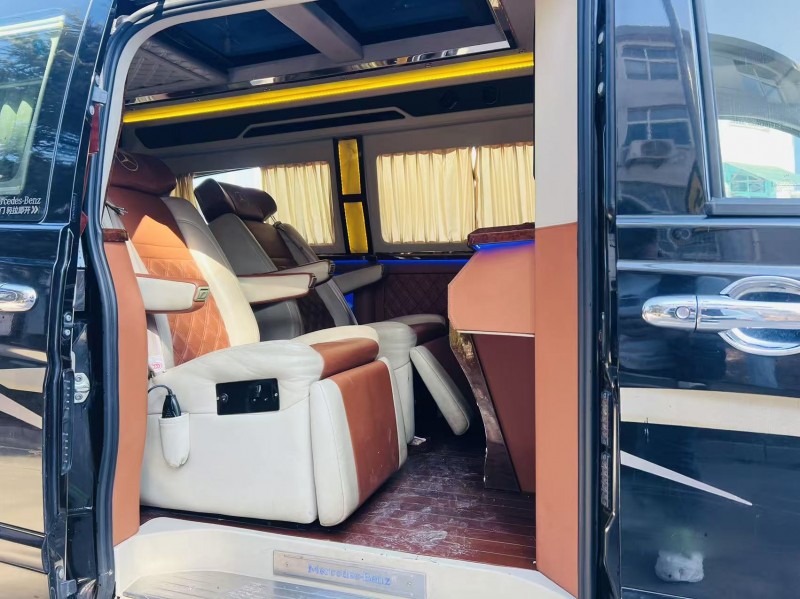 烟台16年奔驰威霆4