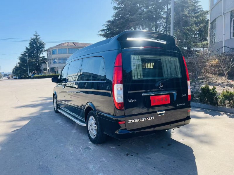 烟台16年奔驰威霆8