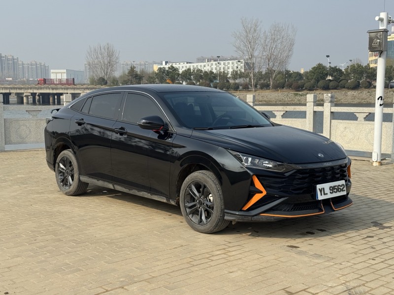 郑州25年东风奕炫2