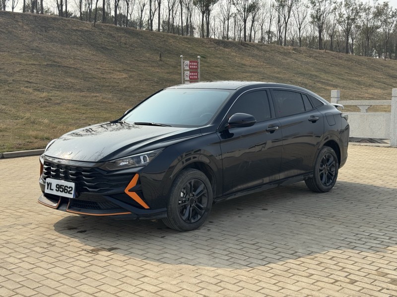 郑州25年东风奕炫3