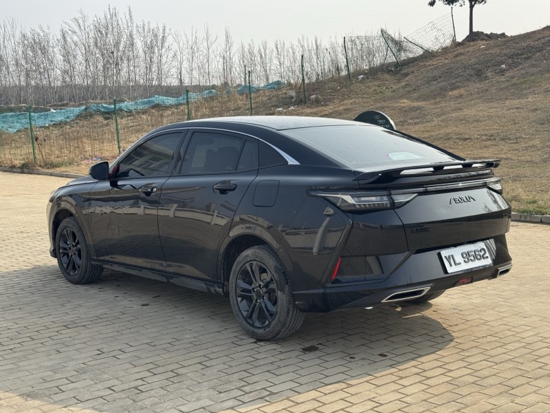 郑州25年东风奕炫9