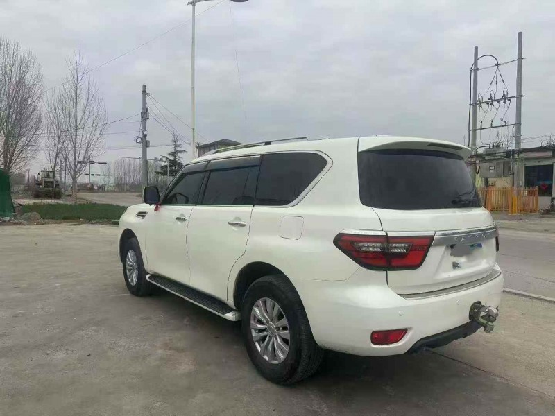 淄博18年日产途乐9