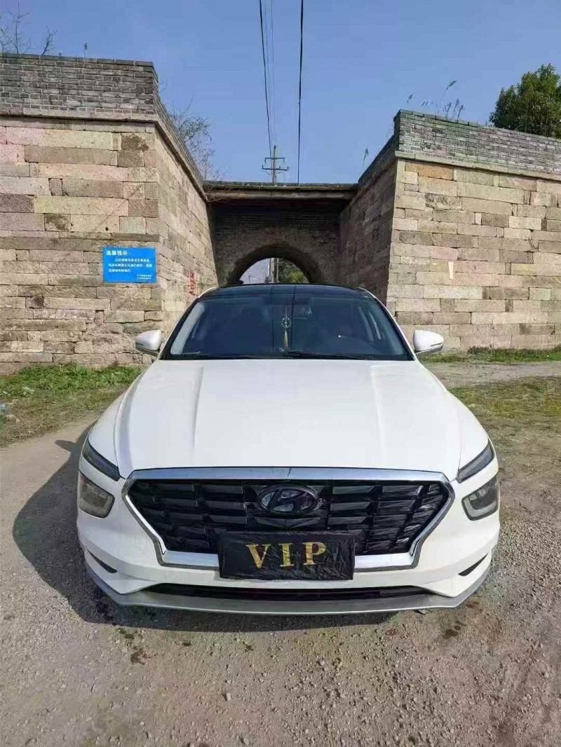 嘉兴21年现代名图1