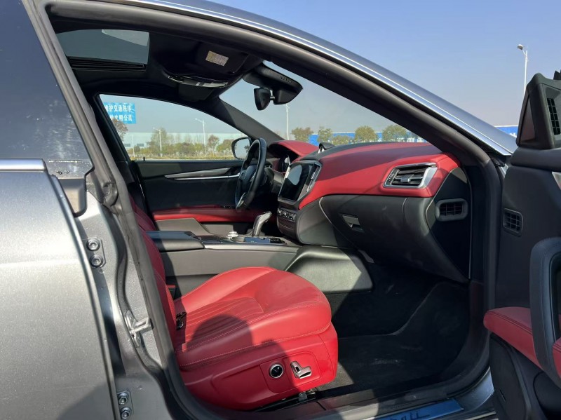 盐城22年玛莎拉蒂Ghibli7