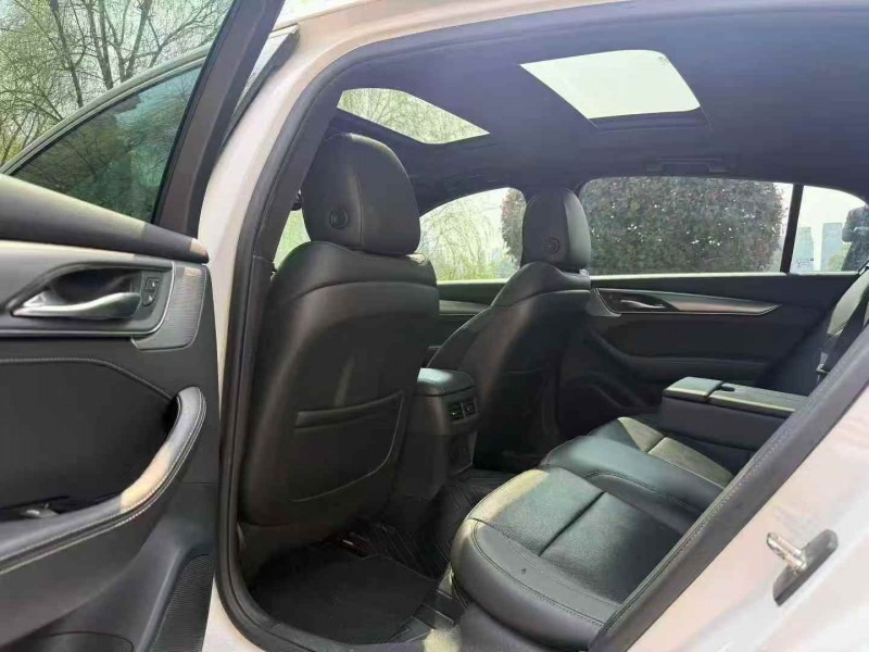 九江23年凯迪拉克CT56