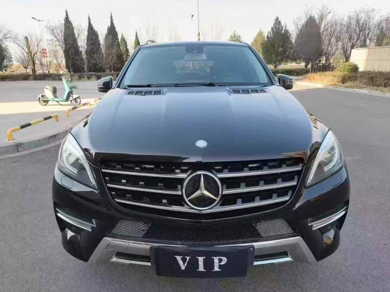 東營15年奔馳ML1