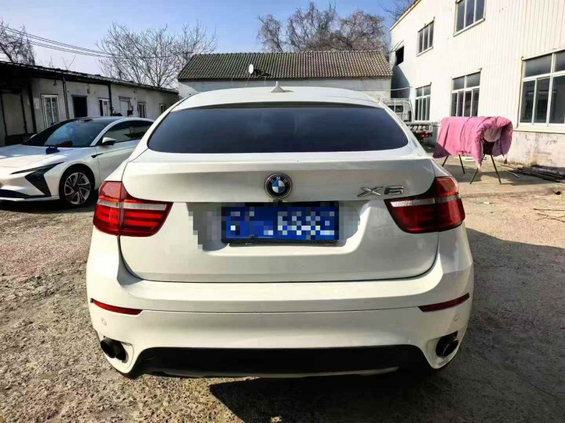 苏州12年宝马X69