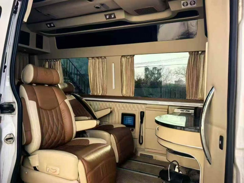 苏州16年奔驰斯宾特4