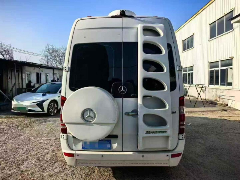 苏州16年奔驰斯宾特7