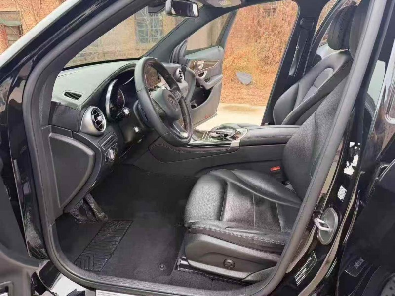 枣庄19年奔驰GLC6