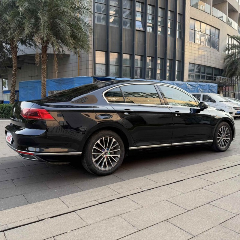 佛山21年大眾邁騰7