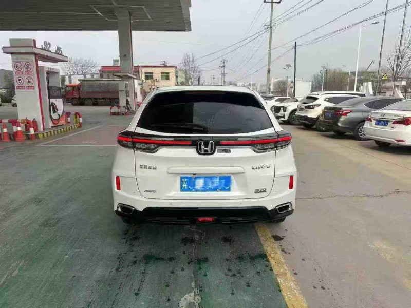 保定21年本田URV8