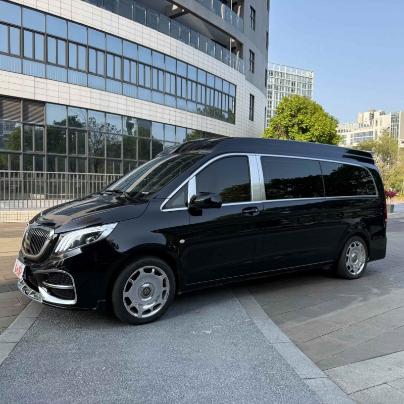 佛山21年奔馳威霆3