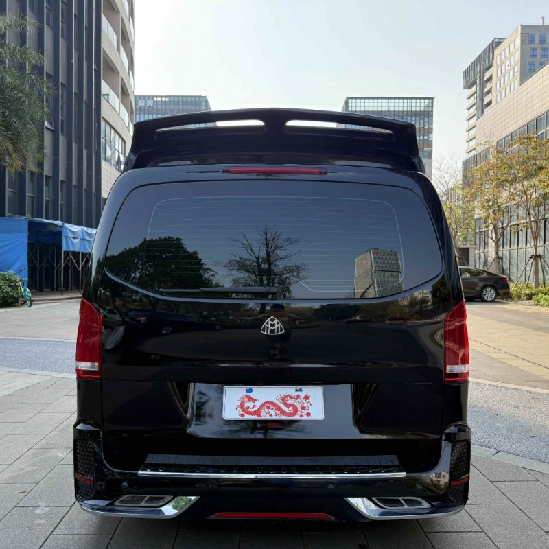 佛山21年奔馳威霆9