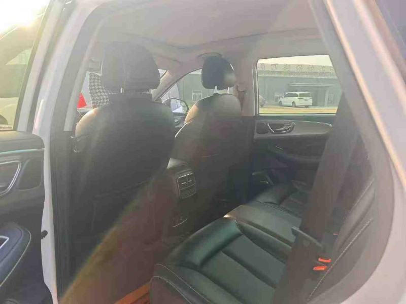 保定21年荣威RX54