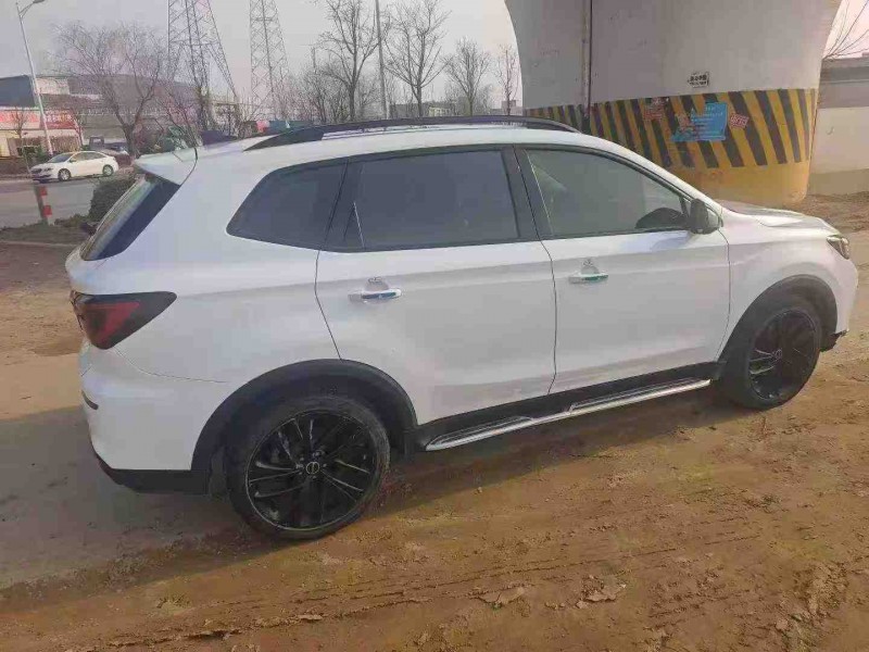 保定21年荣威RX56