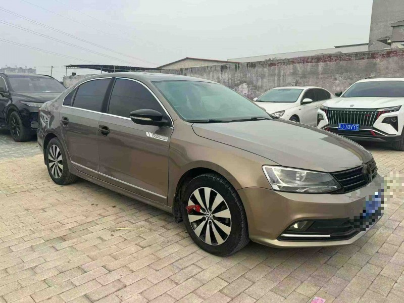 保定17年大众速腾3