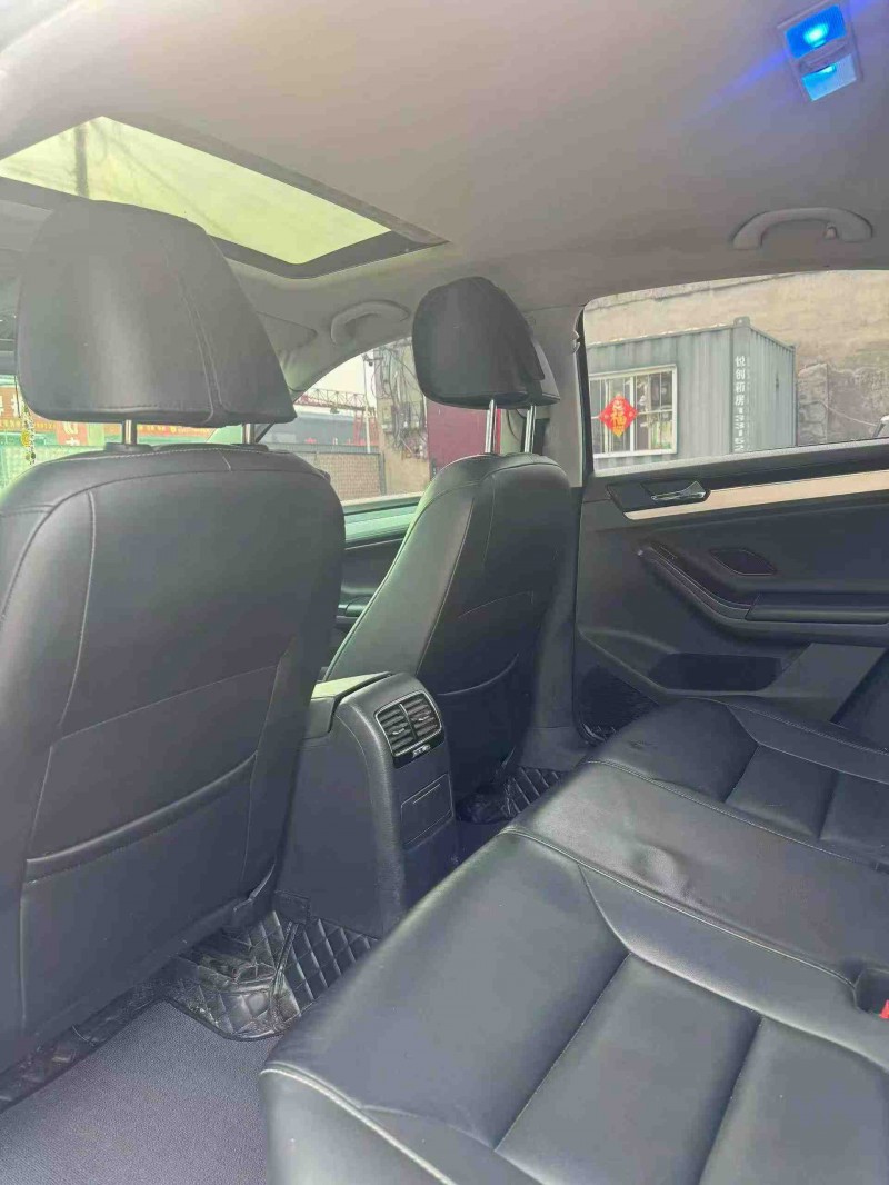 保定17年大众速腾6