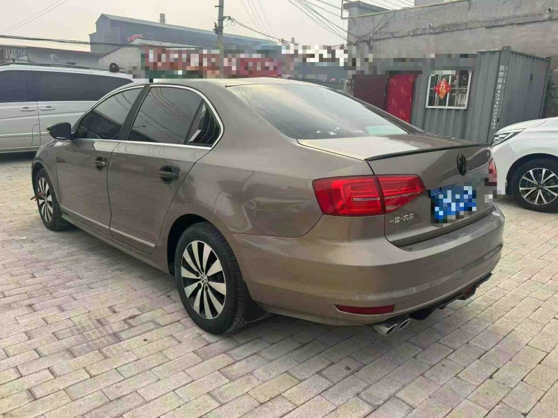 保定17年大众速腾7