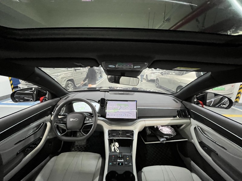 深圳25年比亞迪宋5