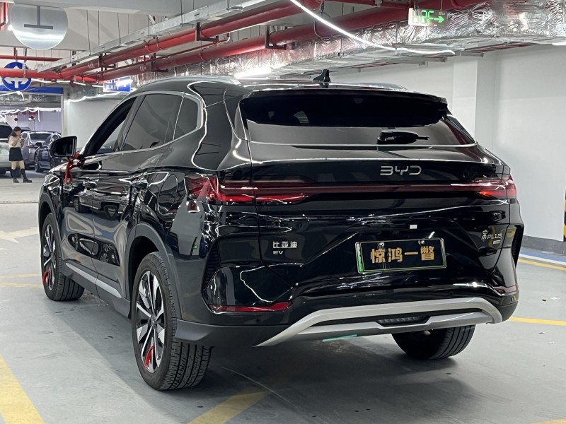 深圳25年比亞迪宋8