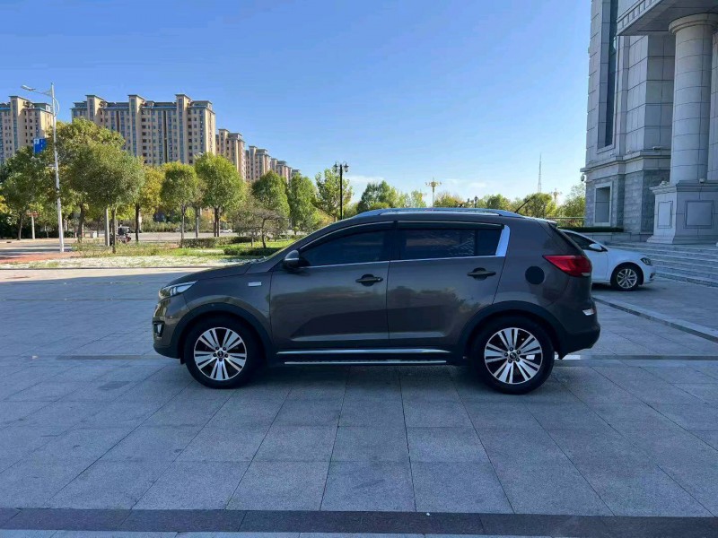 沧州15年起亚智跑6