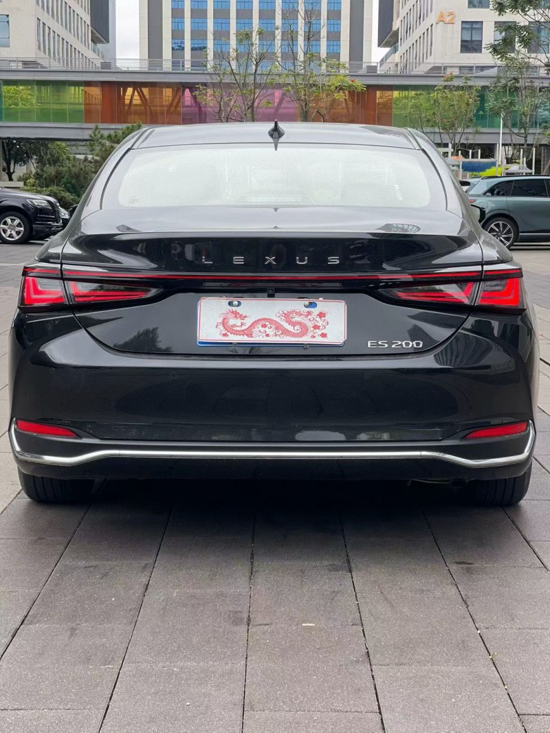 佛山25年雷克萨斯ES9