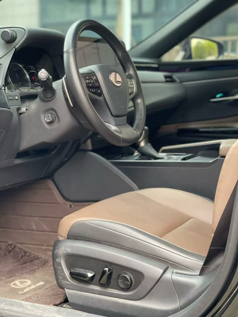 佛山24年雷克萨斯ES6