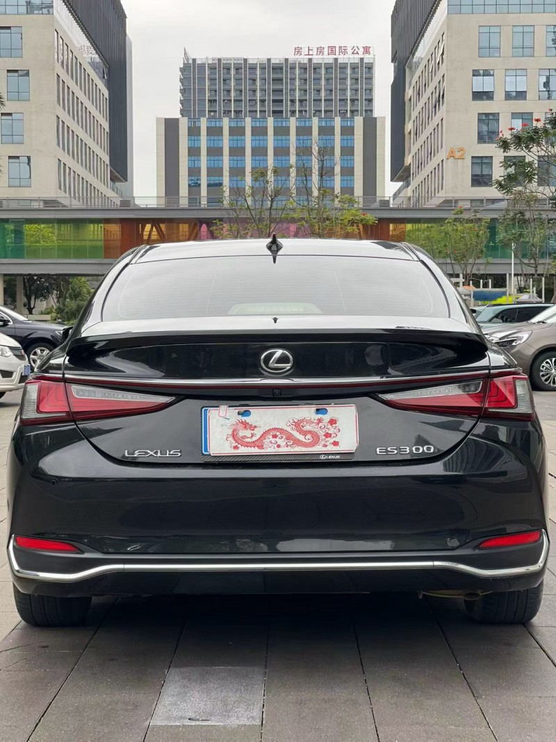 佛山24年雷克萨斯ES9