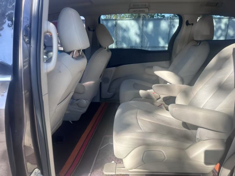 青岛18年别克GL86