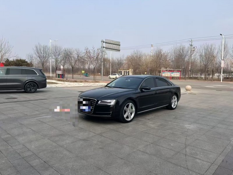 沧州13年奥迪A8L3