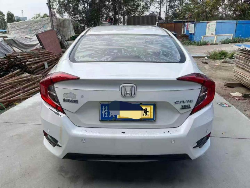 广州17年本田思域9