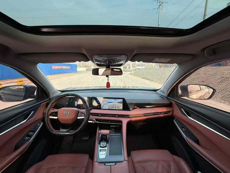 青岛23年长安汽车CS756