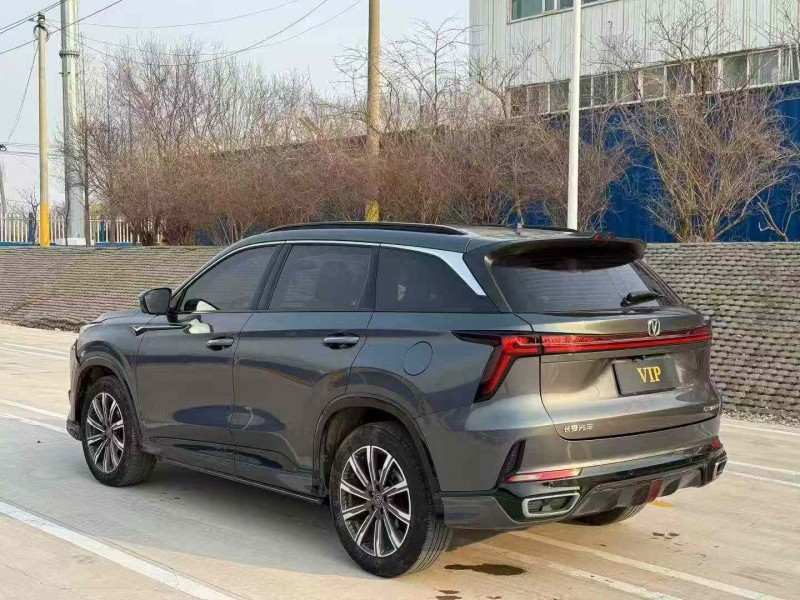 青岛23年长安汽车CS757