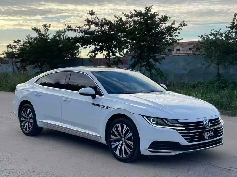 青島20年大眾CC3