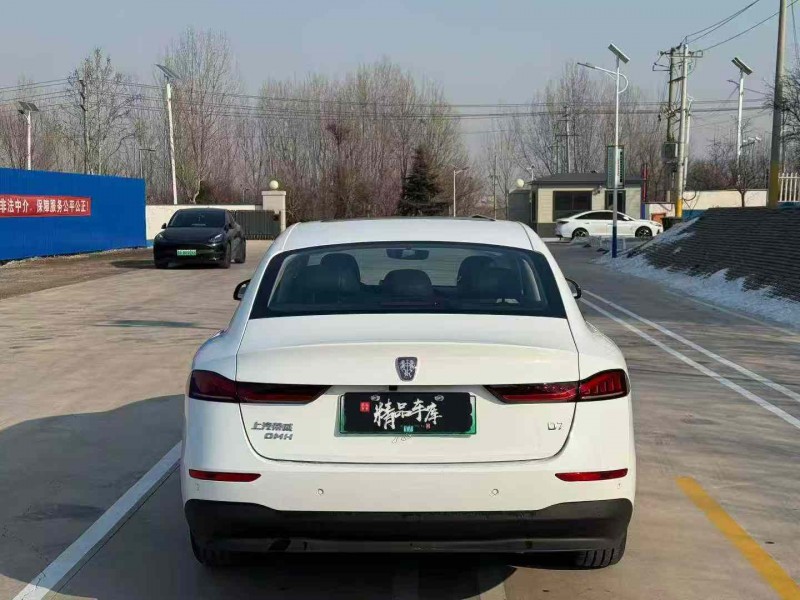 青岛25年荣威D79