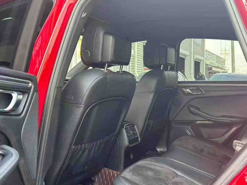 保定19年保时捷Macan5