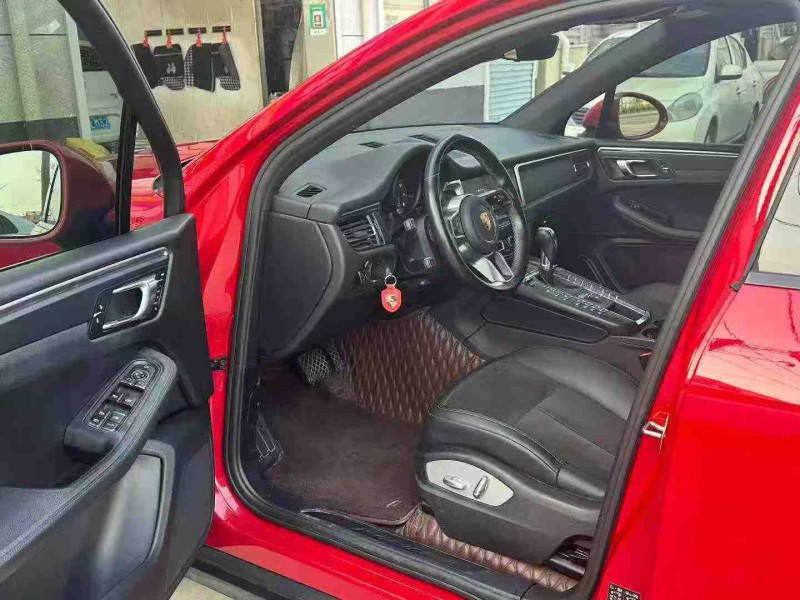 保定19年保时捷Macan6