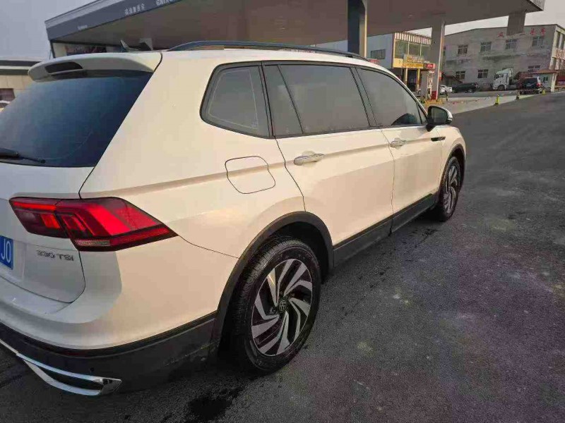 保定22年大众途观7