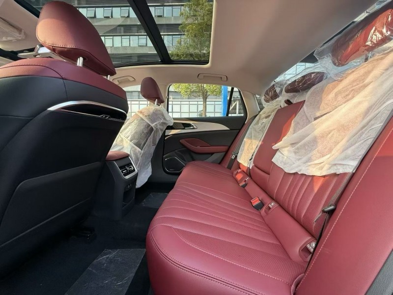 东莞25年红旗H56