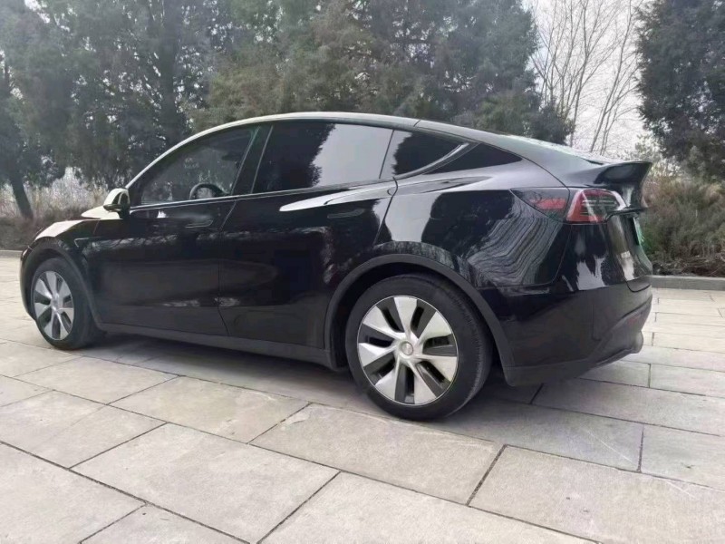 济宁23年特斯拉MODEL Y6