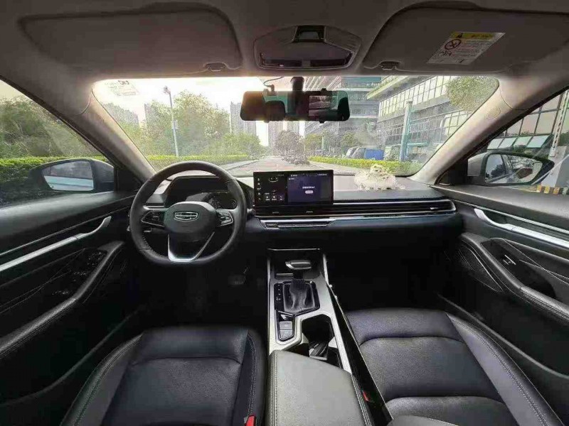 东莞23年吉利帝豪5