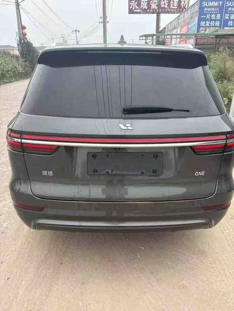 天津21年理想理想ONE8