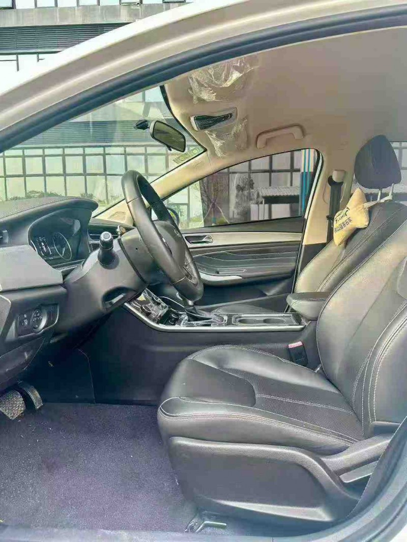 东莞20年奇瑞艾瑞泽5