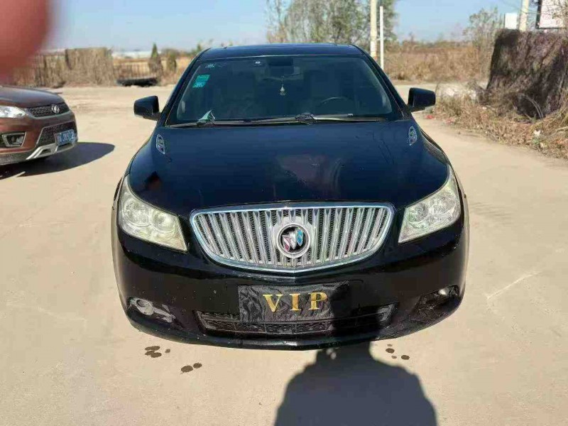 天津13年别克君越1