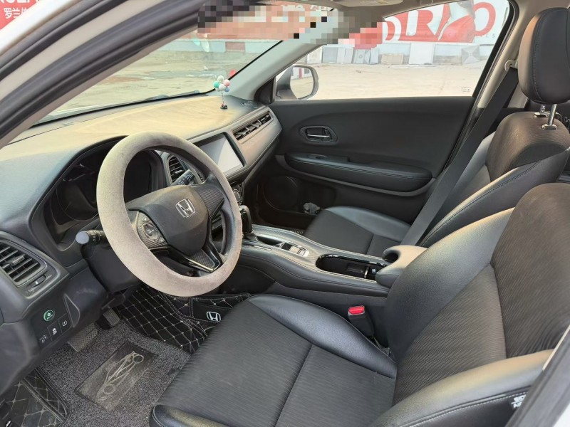 菏泽19年本田缤智4