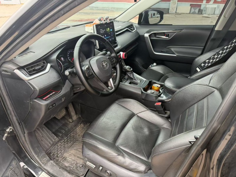 菏泽20年丰田威兰达4