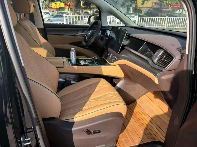 贺州24年腾势D92