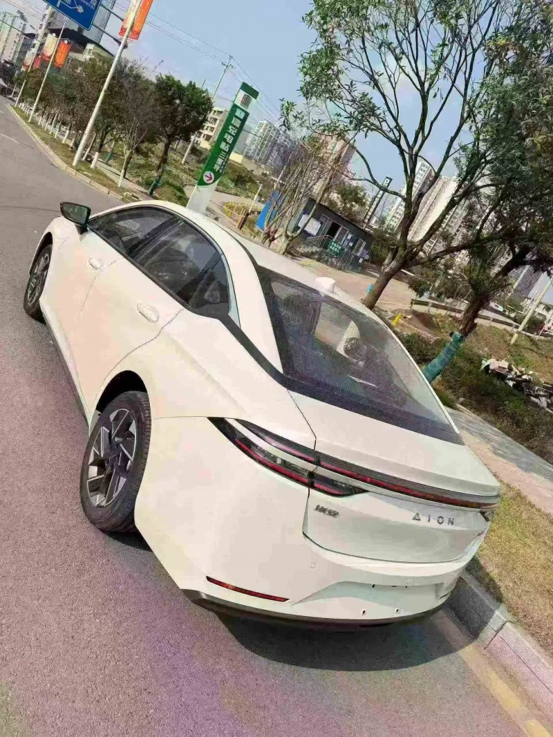 德阳25年传祺埃安S7